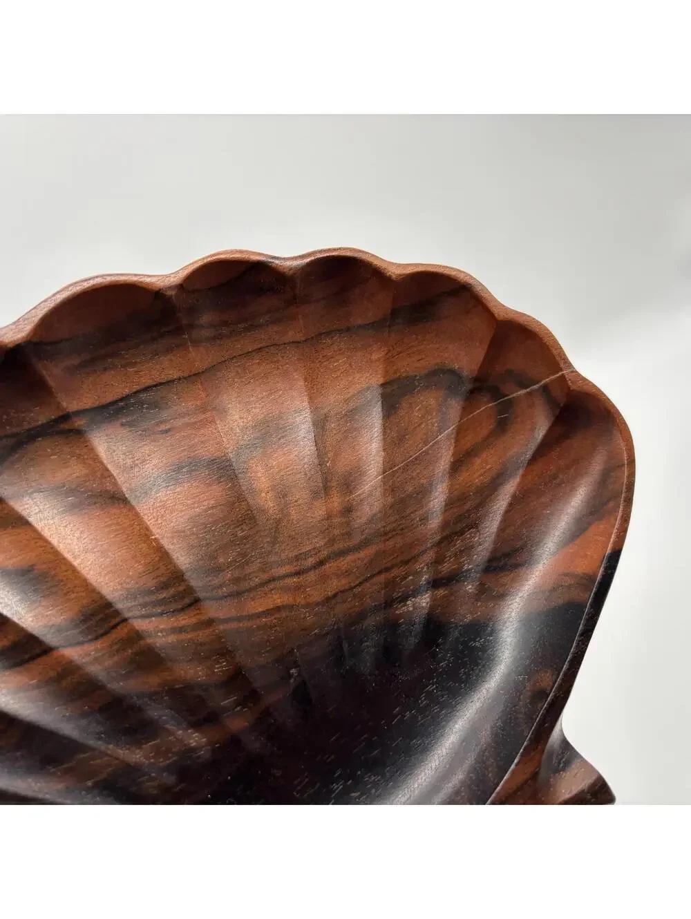 VTG Teak Shell Trinket Dish Tray MCM Cottage Core Coastal Marine Sea Ocean Beach